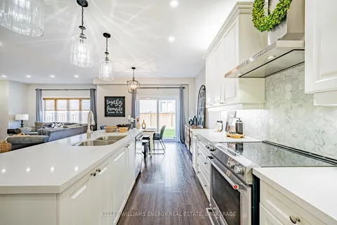 1692 Frederick Mason Dr, Oshawa, ON L1K 0X5