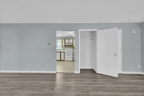 2 Kingsway Gate, Clarington, ON N8M 3C2