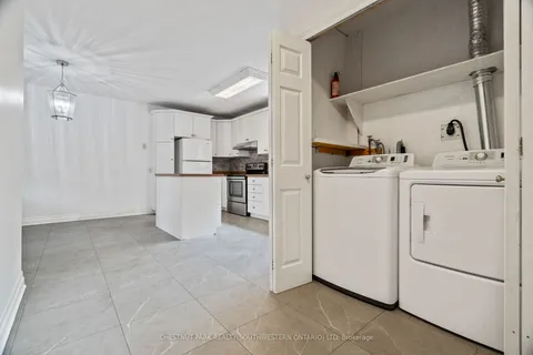 569 Howard St, Oshawa, ON L1H 4Y9