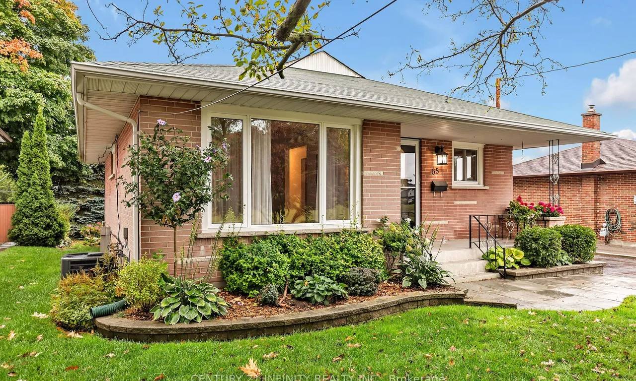 68 Athabasca St, Oshawa, ON L1H 7H6