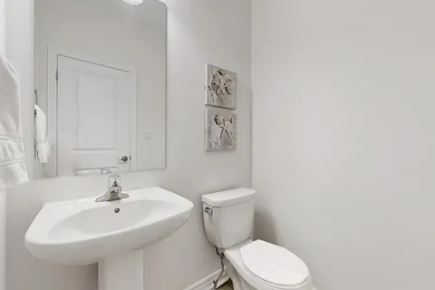 340 Okanagan Path, Oshawa, ON L1H 0A7