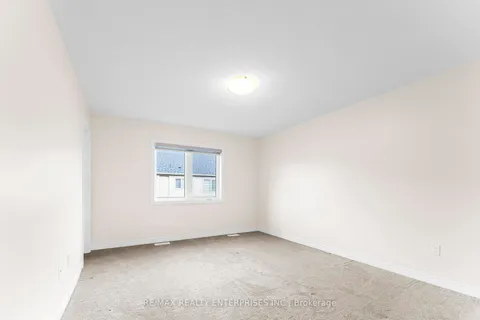 54 Bayardo Dr, Oshawa, ON L1H 7K4