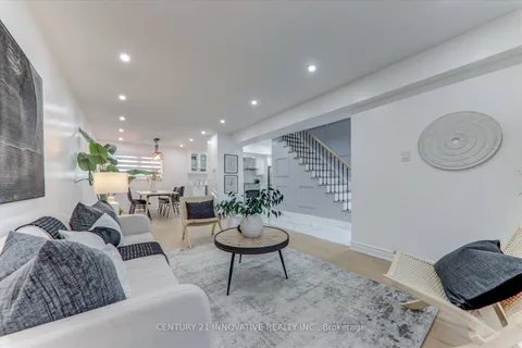 35 Kirkdene Dr, Toronto, ON M1C 3A5