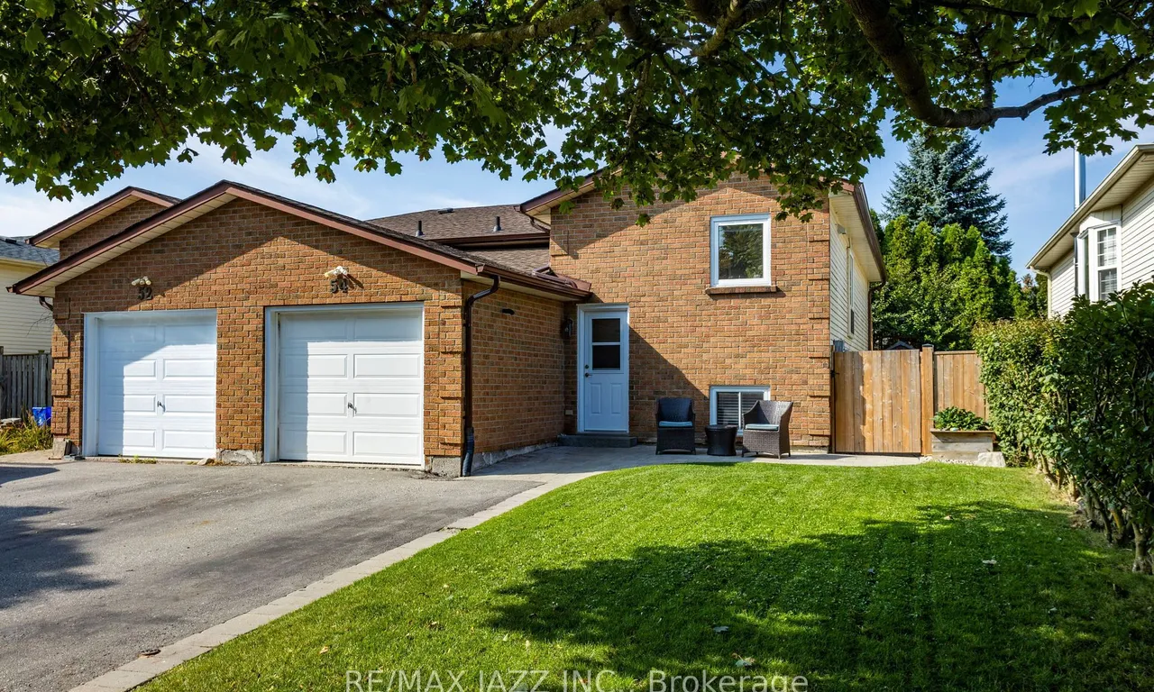 54 Hartsfield Dr, Clarington, ON L1E 1L8