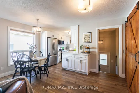 54 Hartsfield Dr, Clarington, ON L1E 1L8