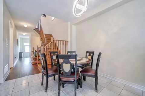 14 Reddington Rd, Markham, ON L3S 0E2