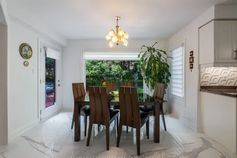 53 Highgrove Cres, Richmond Hill, ON L4C 7W9