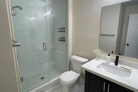 121 Bravo Lane, Newmarket, ON L3X 0L2