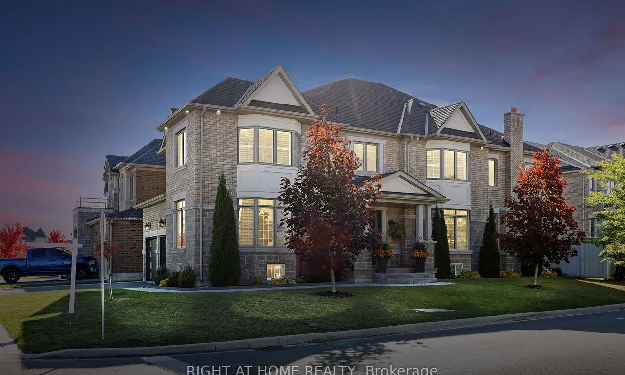78 Barrow Ave, Bradford West Gwillimbury, ON L3Z 0W1