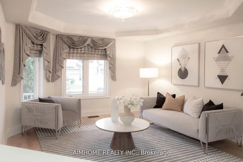 15 Birchbark Crt, Richmond Hill, ON L4E 4Z2