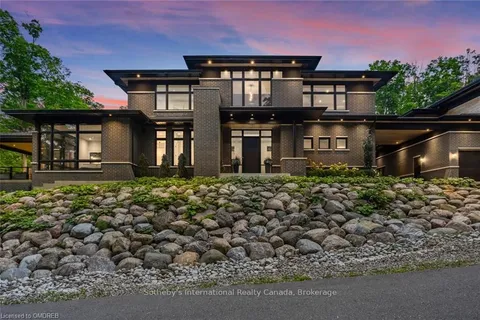 3651 VANDORF Sdrd, Whitchurch-Stouffville, ON L4A 7X5