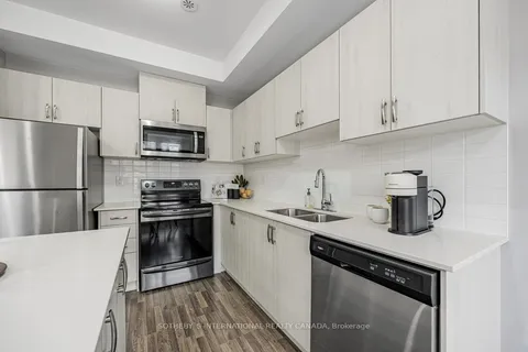 10 Bluenose St, Vaughan, ON L4L 0L7