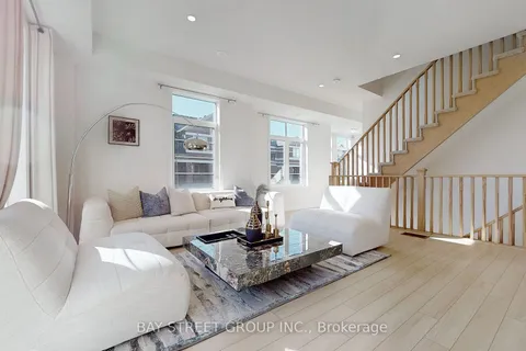 1 Sissons Way, Markham, ON L6B 1R2