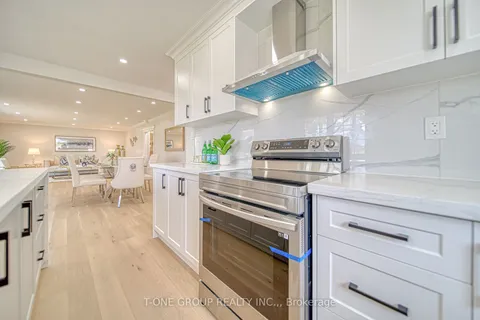 947 Mount Albert Rd, East Gwillimbury, ON L0G 1V0