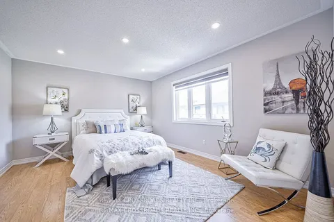 58 St Damian Ave, Vaughan, ON L4H 2L5