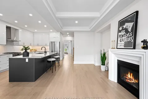 120 Stokes Dr, King, ON L7B 0P8
