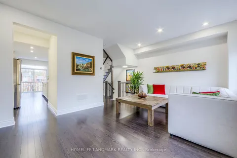 42 Ingleside St, Vaughan, ON L4L 0H9