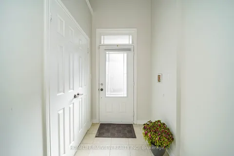 104 Lake Ave, Richmond Hill, ON L4E 3G6