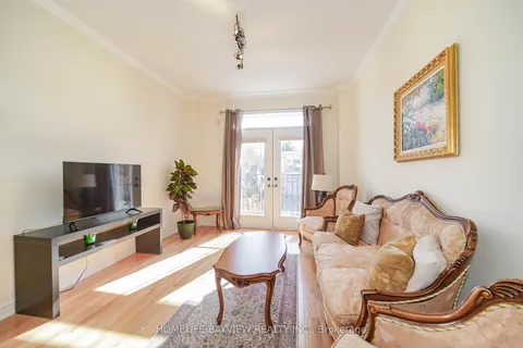 104 Lake Ave, Richmond Hill, ON L4E 3G6