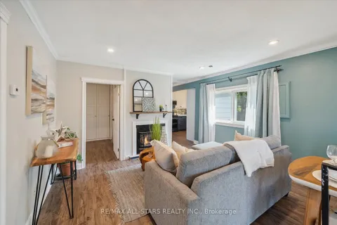 787 Churchill Lane, Georgina, ON L0E 1S0