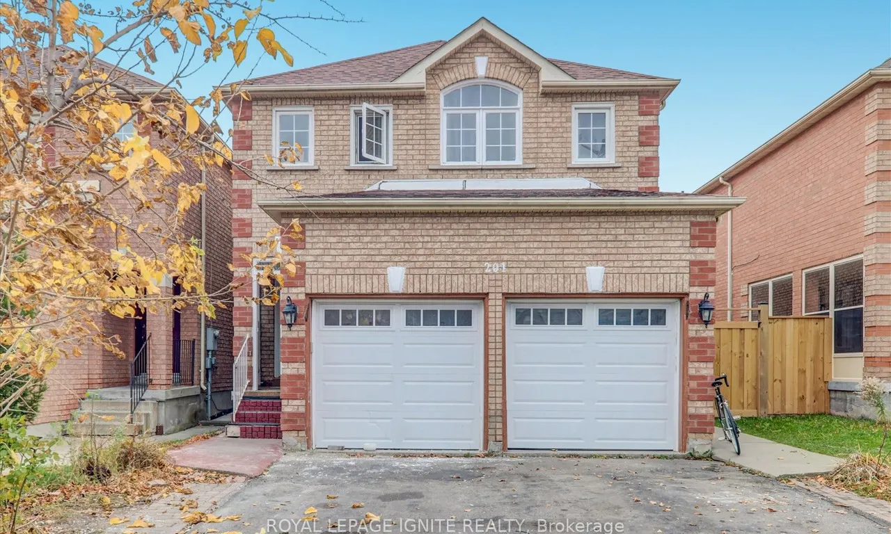 201 Sophia Rd, Markham, ON L3S 4C5