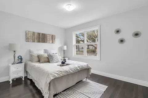 53 Wilstead Dr, Newmarket, ON L3Y 4T8