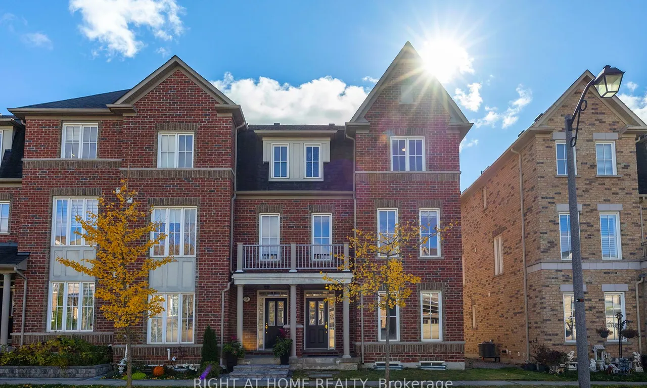 11 Walter Scott Cres, Markham, ON L6C 0E6