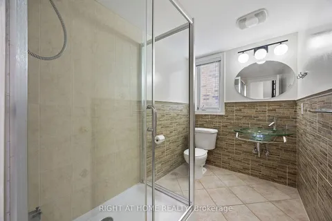 11 Walter Scott Cres, Markham, ON L6C 0E6