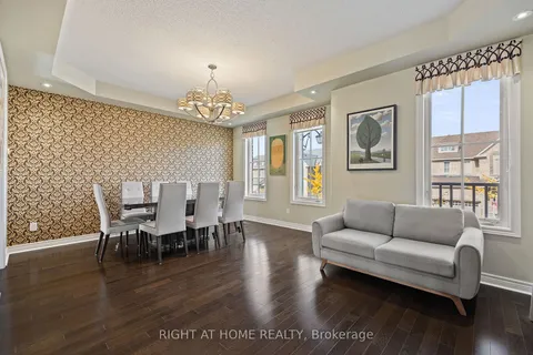 11 Walter Scott Cres, Markham, ON L6C 0E6