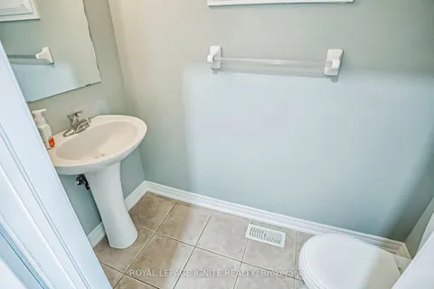 108 Ozner Cres, Vaughan, ON L4H 0E1