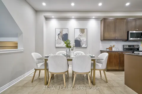 42 Jocada Crt, Richmond Hill, ON L4E 0Z5