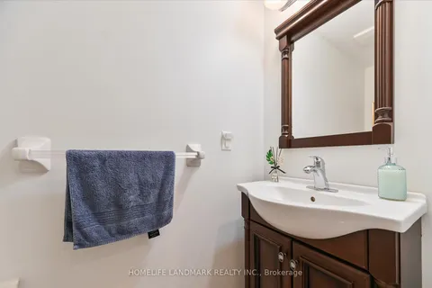 37 Matteo David Dr, Richmond Hill, ON L4S 2T1