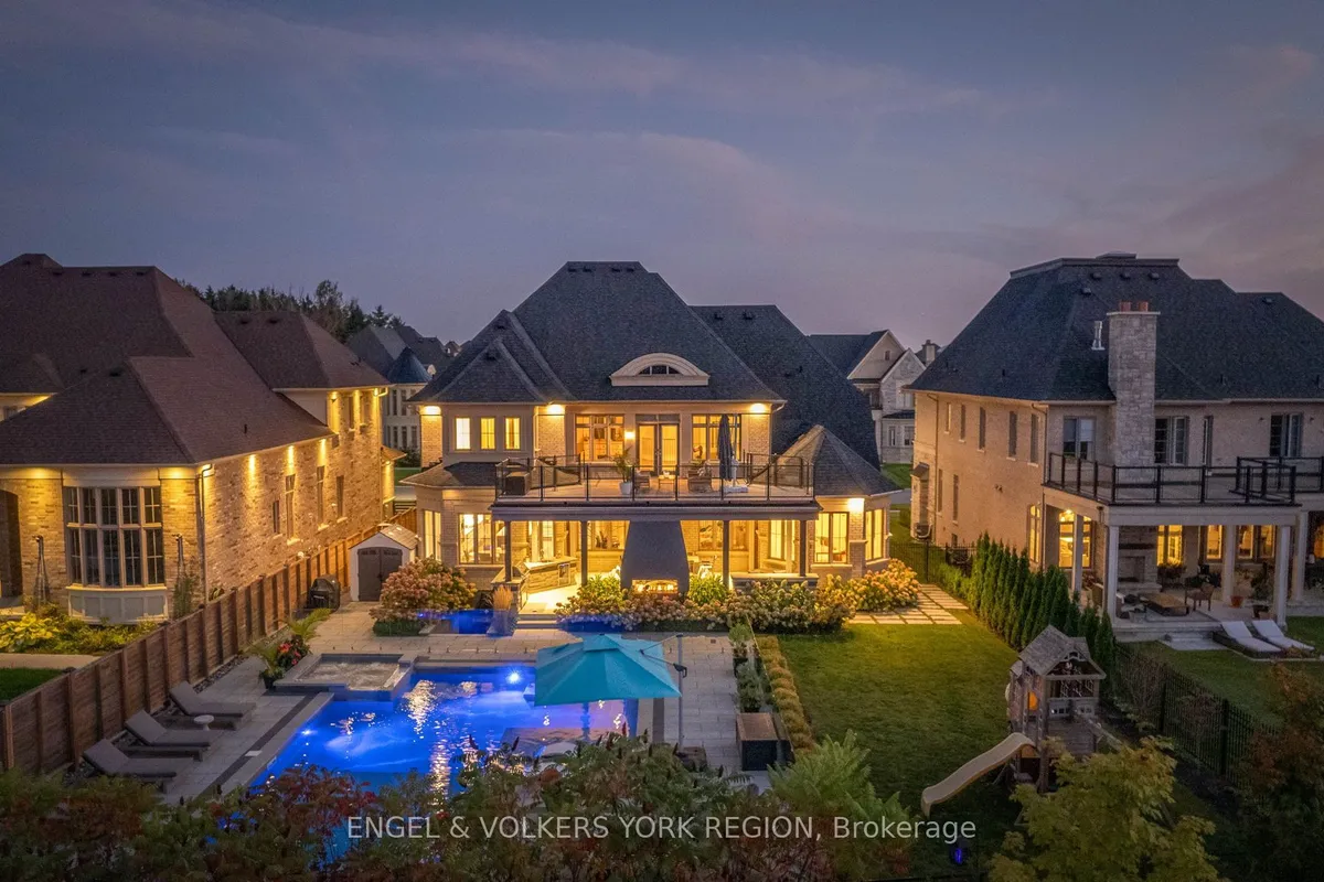 24 James Stokes Court, ON L7B 1L6