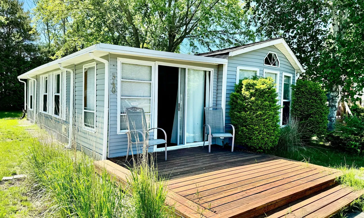 285 Crydermans Sdrd, Georgina, ON L0E 1A0