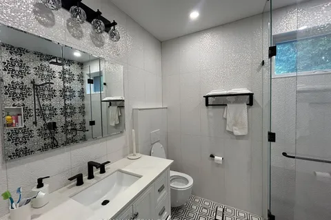 111 Evahill Cres, Richmond Hill, ON L4C 4S8