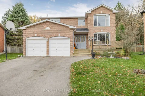 31 Cady Crt, Aurora, ON L4G 6S1
