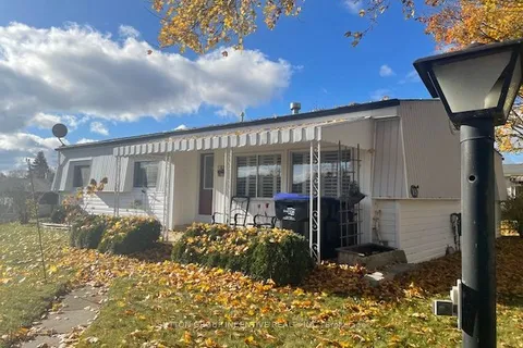 15 Trefoil Dr, Innisfil, ON L9S 1P8