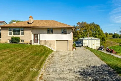 19621 Centre St, East Gwillimbury, ON L0G 1M0