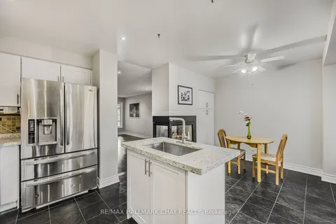 573 Skinner Ave, Newmarket, ON L3X 2A4