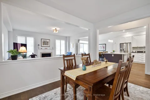 6 FREDERICK TAYLOR Way, East Gwillimbury, ON L0G 1M0