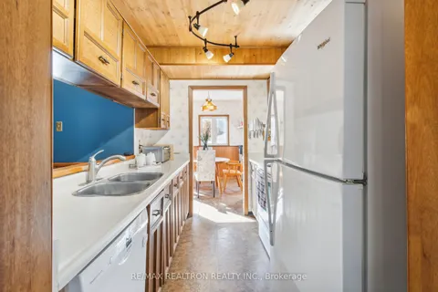 14 Plank Rd, East Gwillimbury, ON L9N 1C1