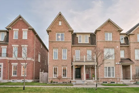 13 Earnshaw Dr, Markham, ON L6C 0E4