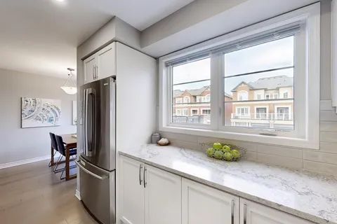 21 Mcgrath Ave, Richmond Hill, ON L4S 0K8