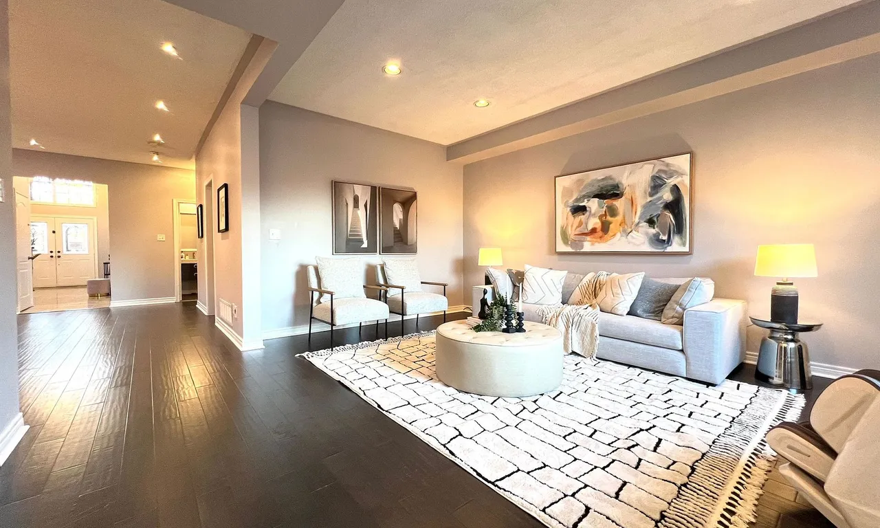 282 Forest Run Blvd, Vaughan, ON L4K 5G2