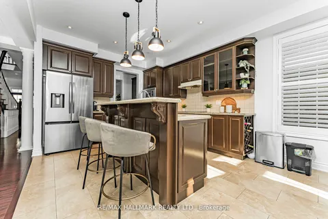 160 Smoothwater Terr, Markham, ON L6B 0M9