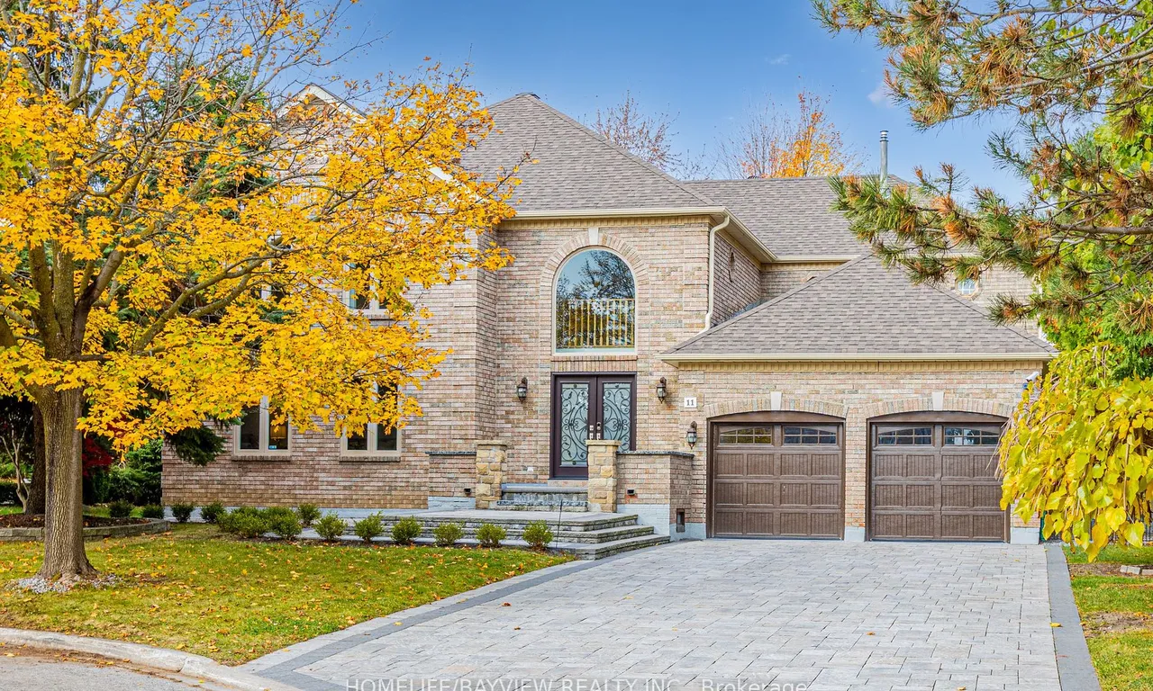 11 Wendover Crt, Richmond Hill, ON L4B 3G4