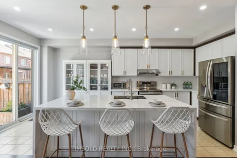 90 Memon Pl, Markham, ON L6E 0S3