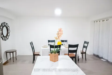 29 Parkside Cres, Essa, ON L9M 1B3