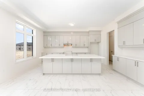 10 Magnolia Ave, Adjala-Tosorontio, ON L0G 1W0