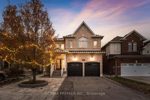 172 Retreat Blvd, Vaughan, ON L4H 0T9